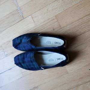 Toms Blue and Black Plaid Flats